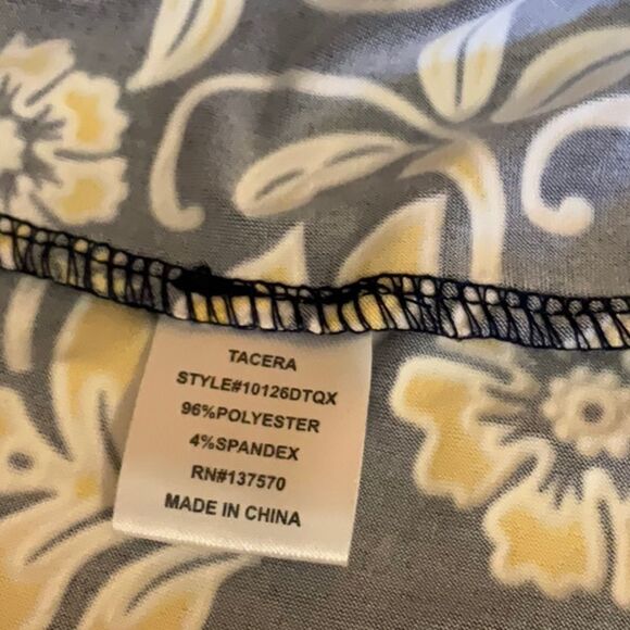 NWOT BY TACERA sleeveless dress with front buttons raised design throughout - Picture 13 of 14